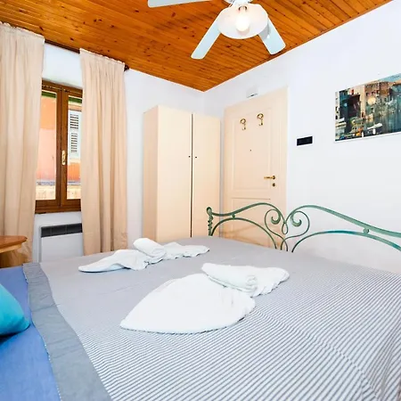 Апартаменты Carera Seaview
