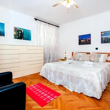 Carera Seaview