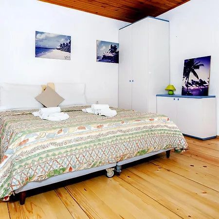 Carera Seaview 아파트 *