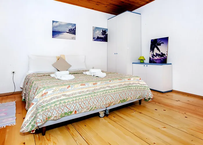 Carera Seaview Appartement *